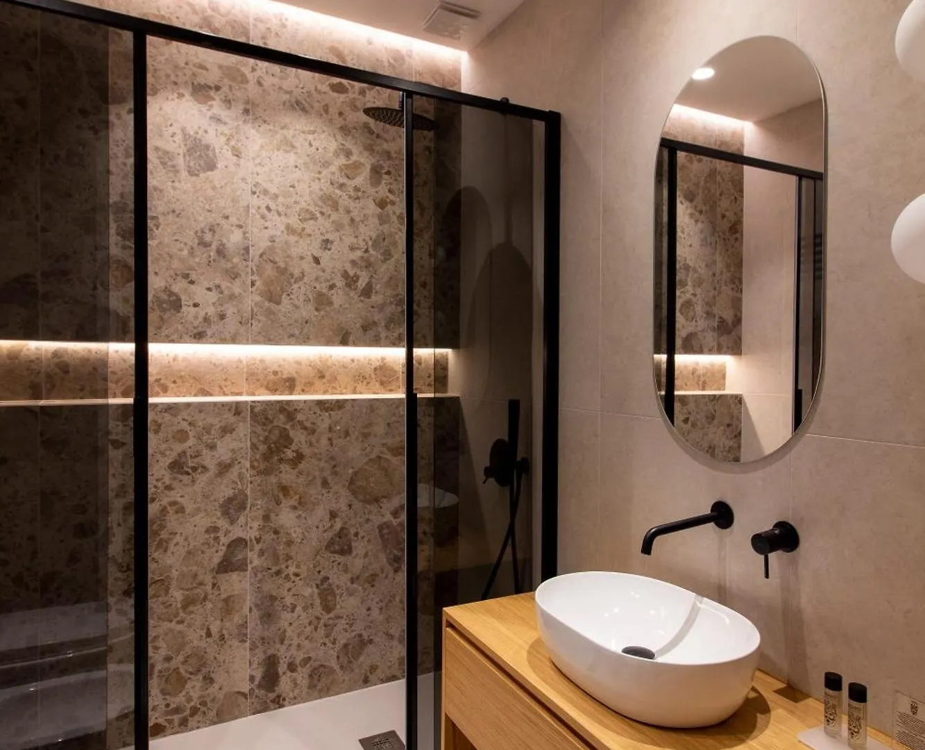 Konukevi Lulom - Rooftop Boutique Rooms Palermo