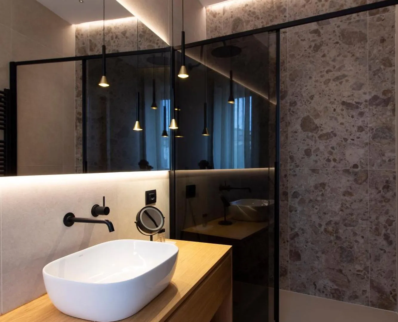 Lulom - Rooftop Boutique Rooms Palermo İtalya