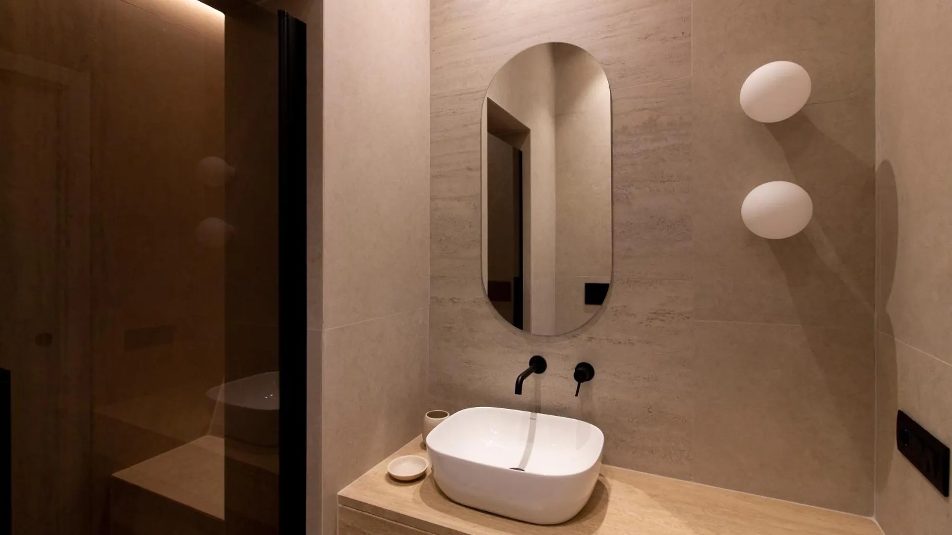 Lulom - Rooftop Boutique Rooms باليرمو 0*,  إيطاليا